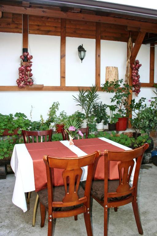 Family Hotel Zora Razlog Ngoại thất bức ảnh